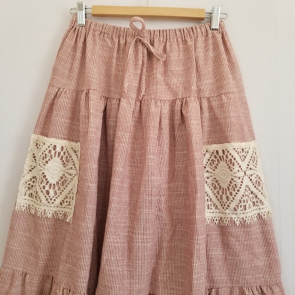 Vintage Lovely J Red Tiered Maxi Skirt Size Large - Picture 2 of 8